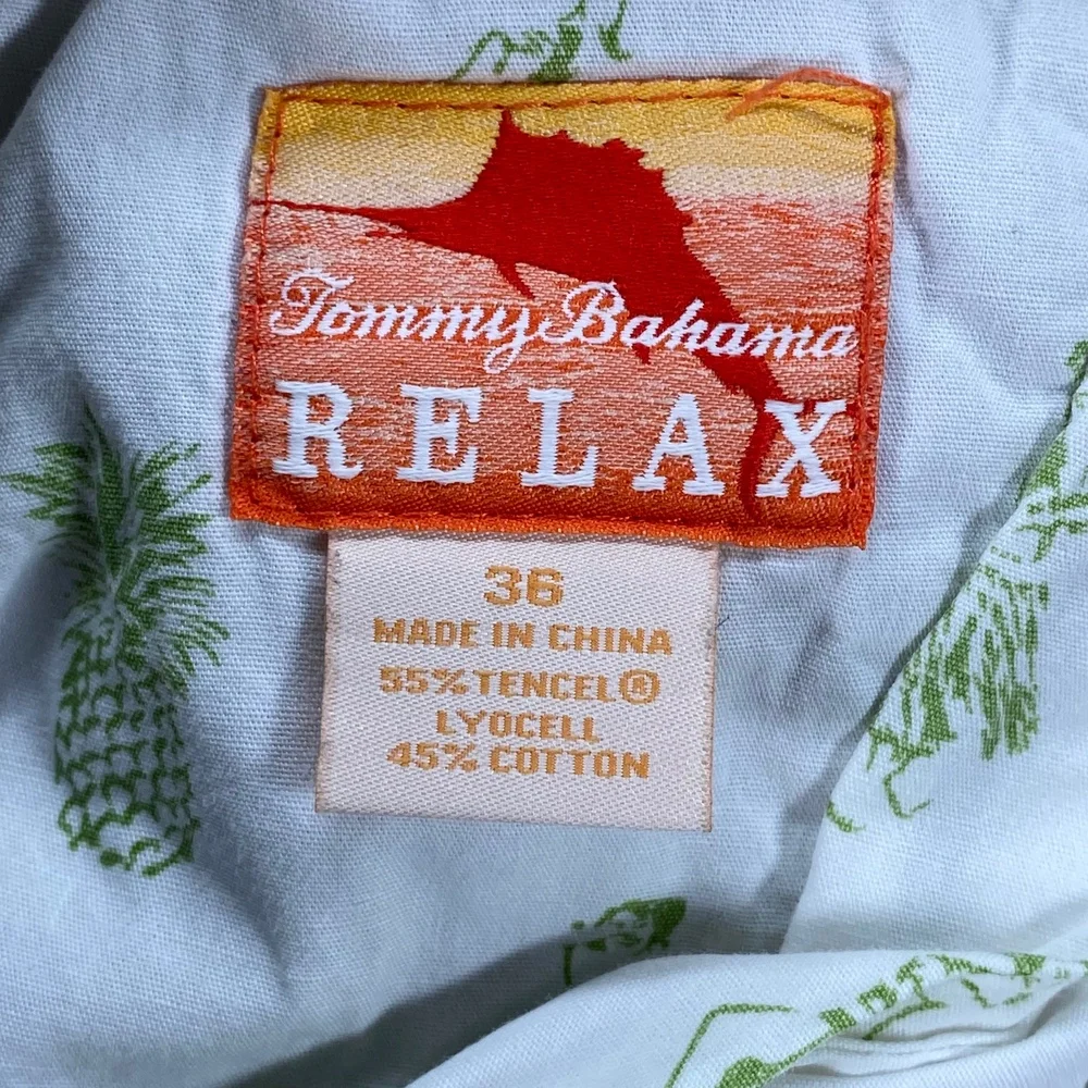 Tommy Bahama Relax‎ Cargo Shorts Casual Outdoor Khaki Beige Size 36